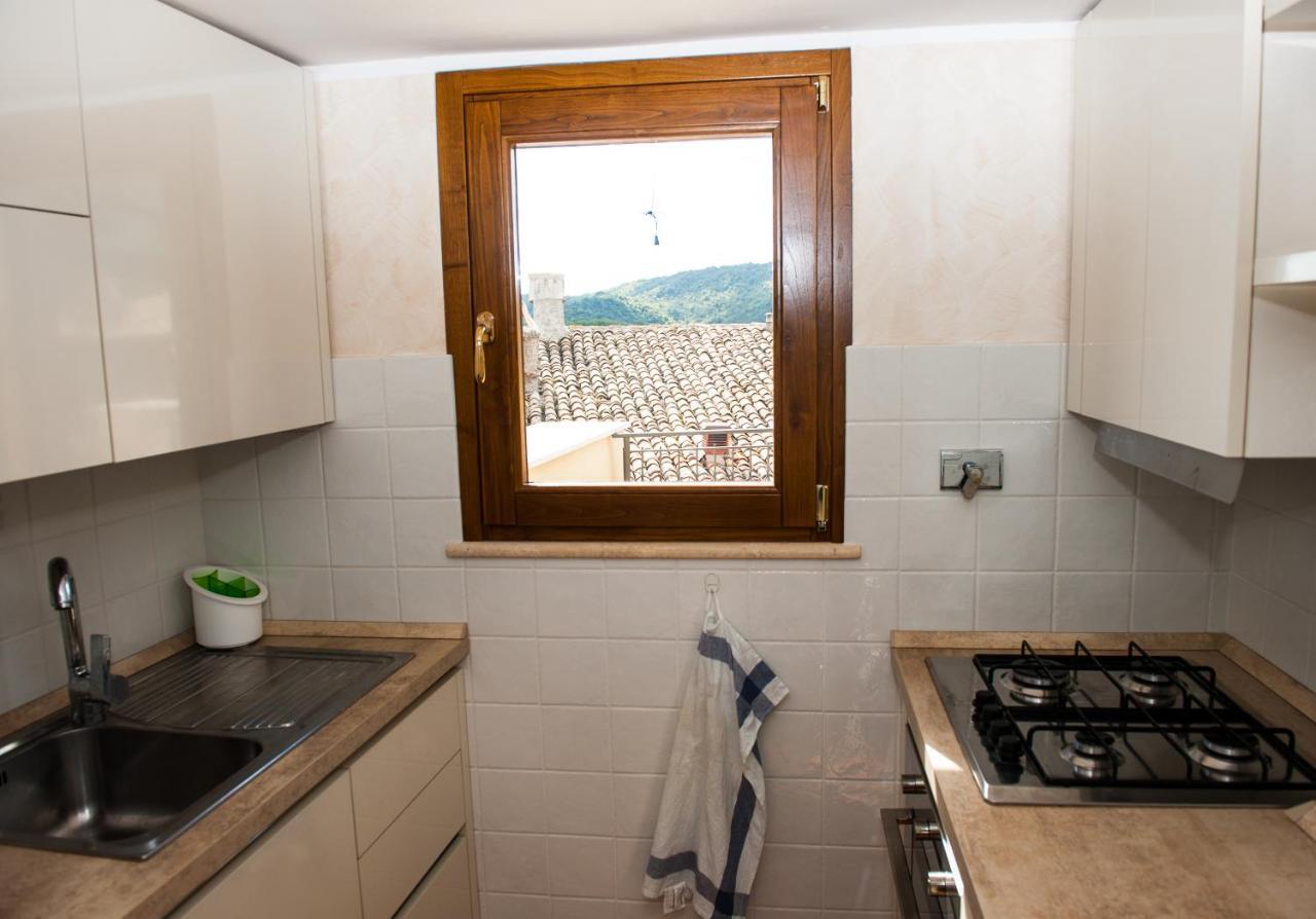 Casa Vacanza La Piazza Orvinio Exterior photo